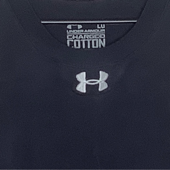 < Women’s Under Armour Tank Top > - Picture 2 of 2